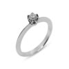 Zaročni prstan z diamantom